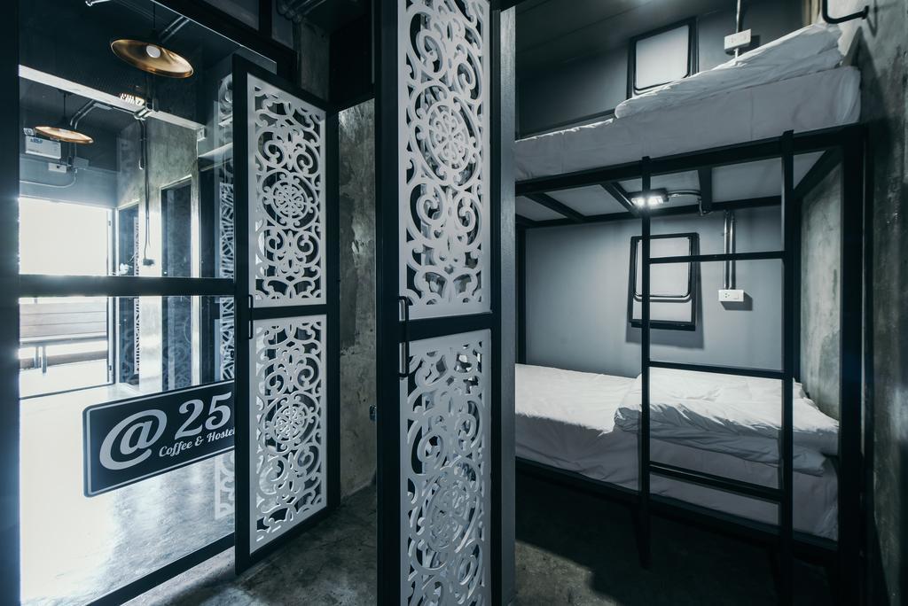 @25 Hostel Чиангмай Екстериор снимка