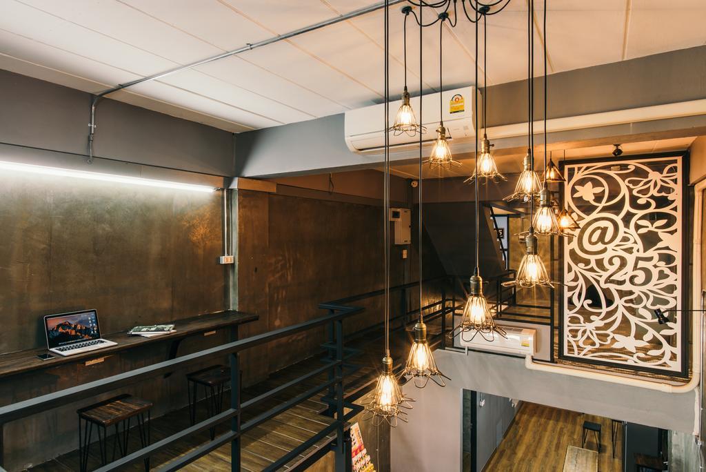 @25 Hostel Чиангмай Екстериор снимка