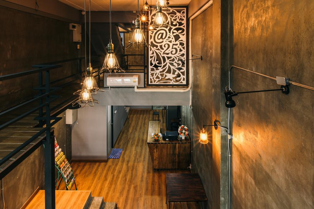 @25 Hostel Чиангмай Екстериор снимка